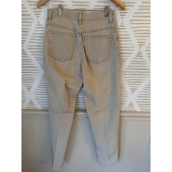 Wrangler Vintage Women’s Size 6 28” waist Cream Jeans - Picture 3 of 5